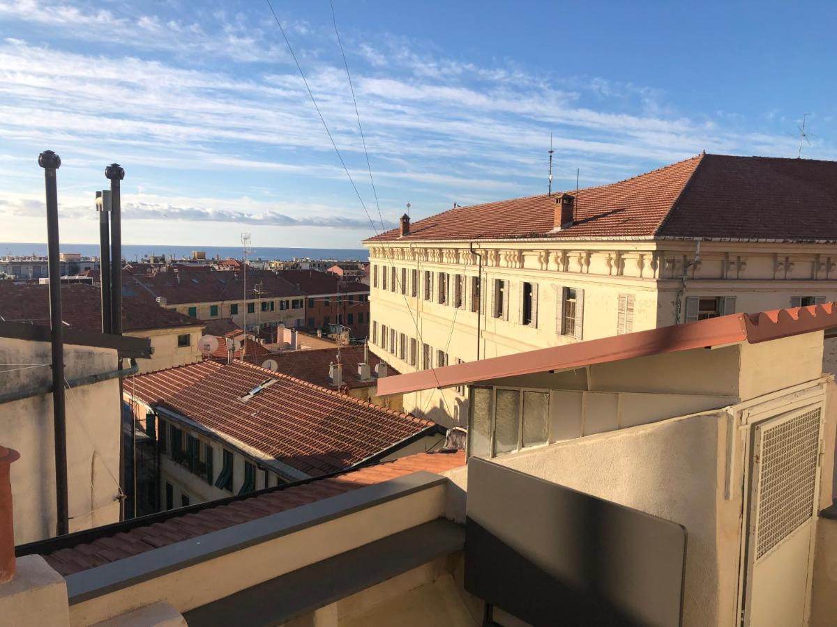 Appartamento Ai Piedi Della Pigna Сан Ремо Екстериор снимка