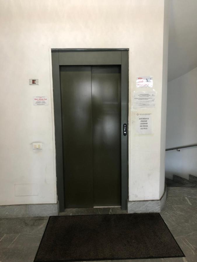 Appartamento Ai Piedi Della Pigna Сан Ремо Екстериор снимка